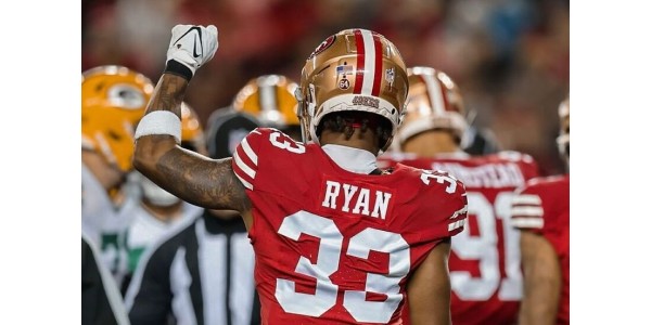 Grandes jugadores de los New England Patriots se retiran Grandes jugadores de los New England Patriots se retiran